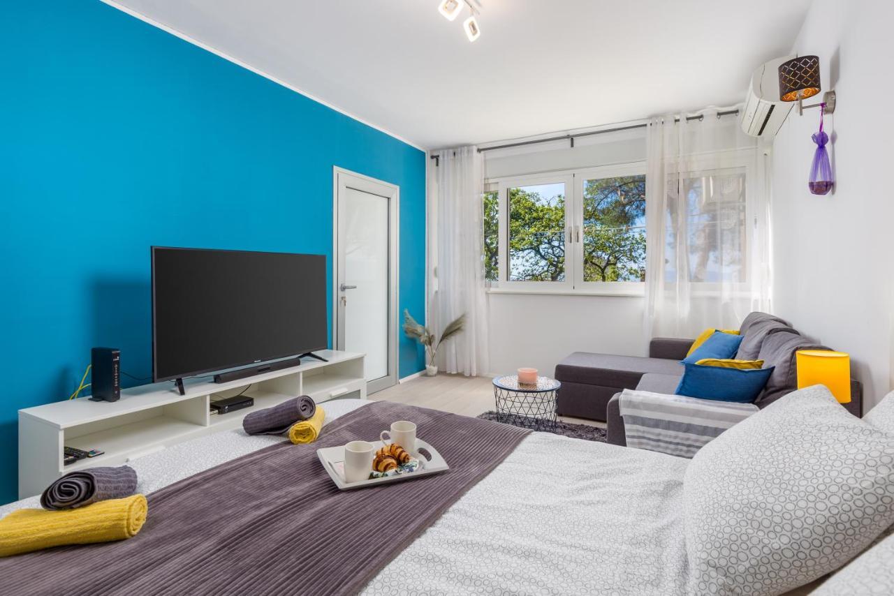 Sunny Studio Apartment With Balcony Rijeka Buitenkant foto